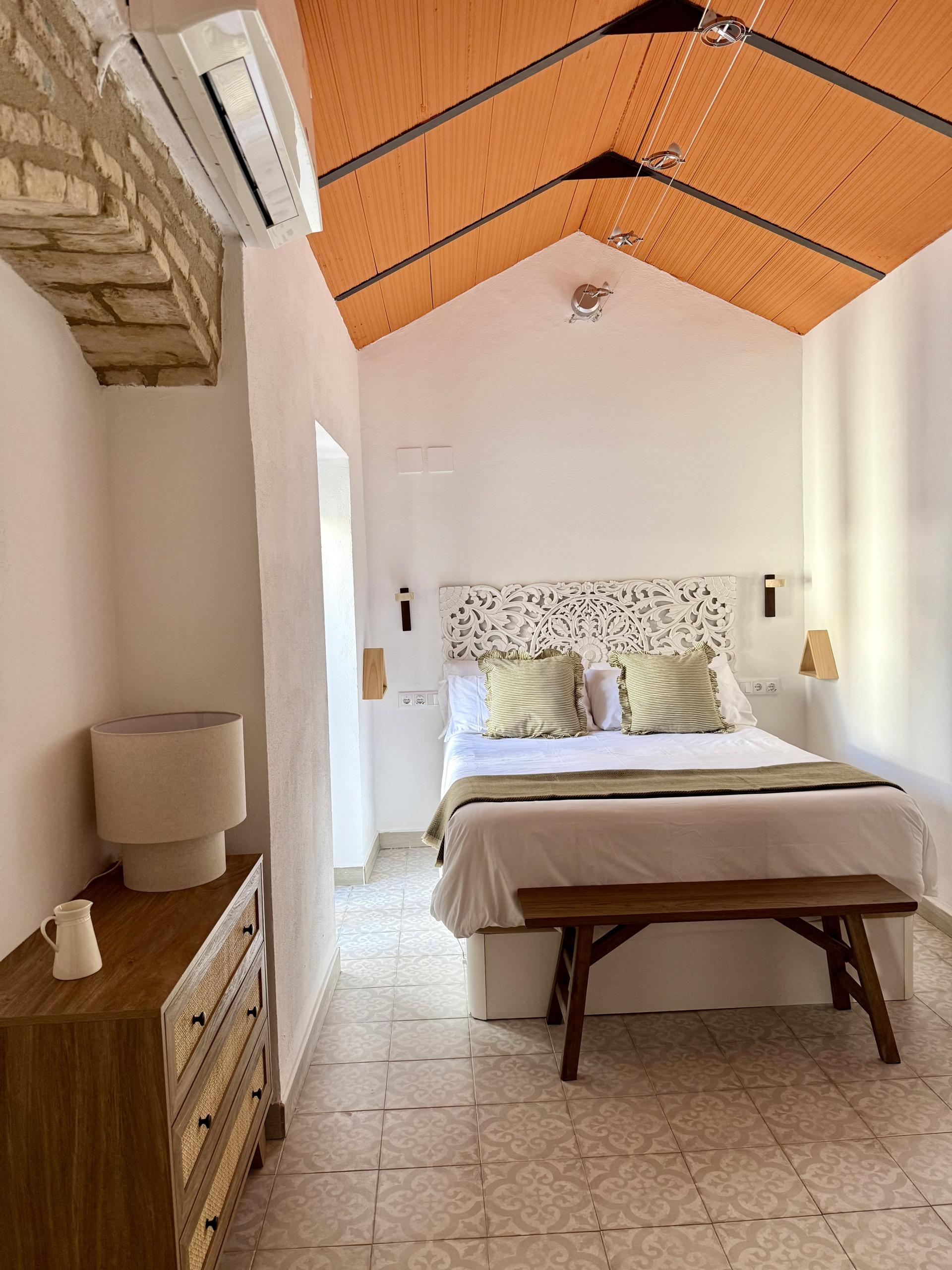 Dormitorio principal del apartamento turístico en Córdoba
